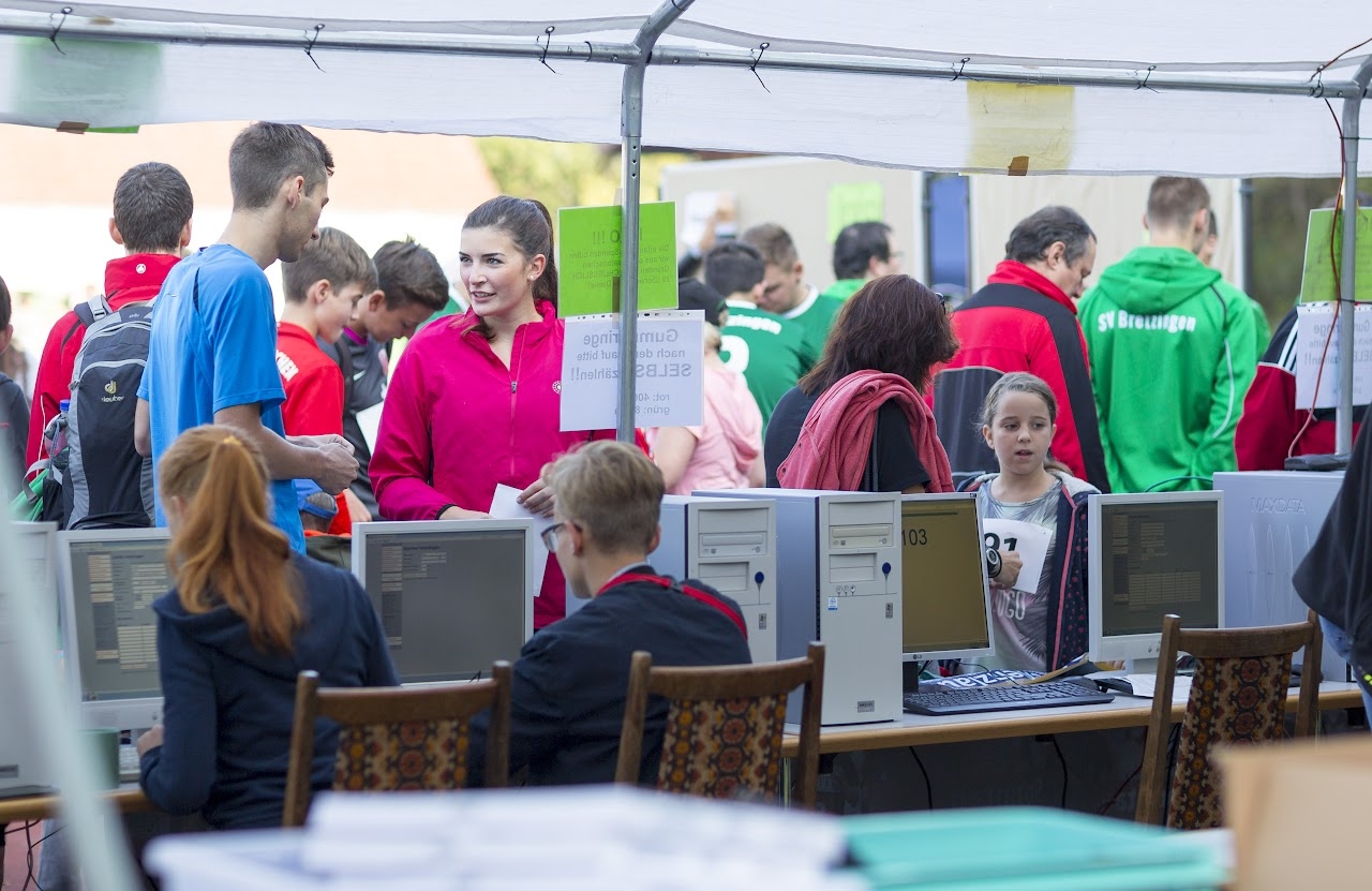 Bild vom 9. Benefizlauf im Jahr 2016. Dies ist das 53. Bild.